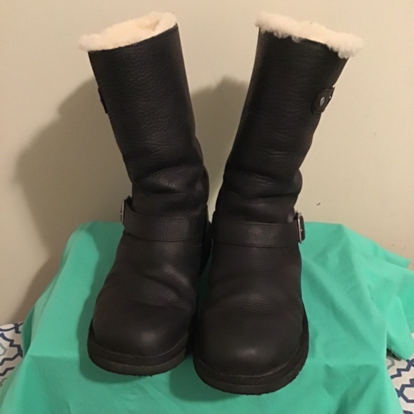 🤩🤩😻UGG’s, great cond. see pics. Size 8, - Picture 5 of 6
